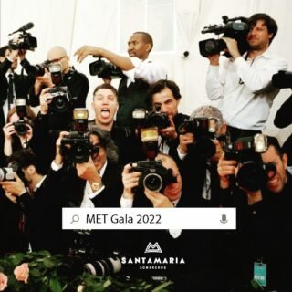 El 2 de Mayo se celebró en NY la Gala MET, uno de los eventos de moda más importantes del mundo, donde celebridades de todas las categorías (actrices, actores, deportistas, diseñadores, etc) aparecen en la alfombra roja💃🏻🎩 y se visten de acuerdo a la temática del año ✨. Este año La temática para los diseños era "In America: An Anthology of Fashion", cada persona podía vestir de la forma más creativa para representar la historia de la moda en América y muchos usaron como accesorio un sombrero ❤️🎩✨. Aquí les compartimos algunos representantes de la moda en el 🌍 usando sombrero. **Pssst…. El último que verás en el carrusel de fotos es uno de los sombrereros más famosos en el mundo del diseño 🤩 #metgala2022 #fashion #alfombraroja #hat #hatmaker #hatmillinery